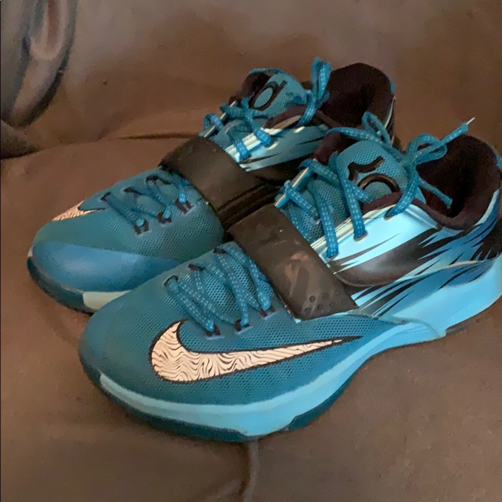 KD 7’s basketball shoes